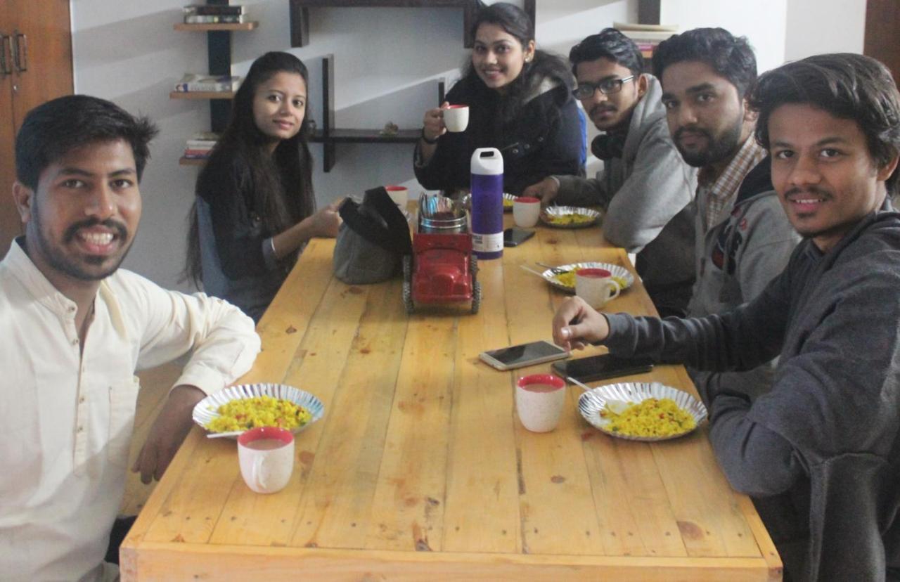 Bunkmates Hostel New Delhi Buitenkant foto