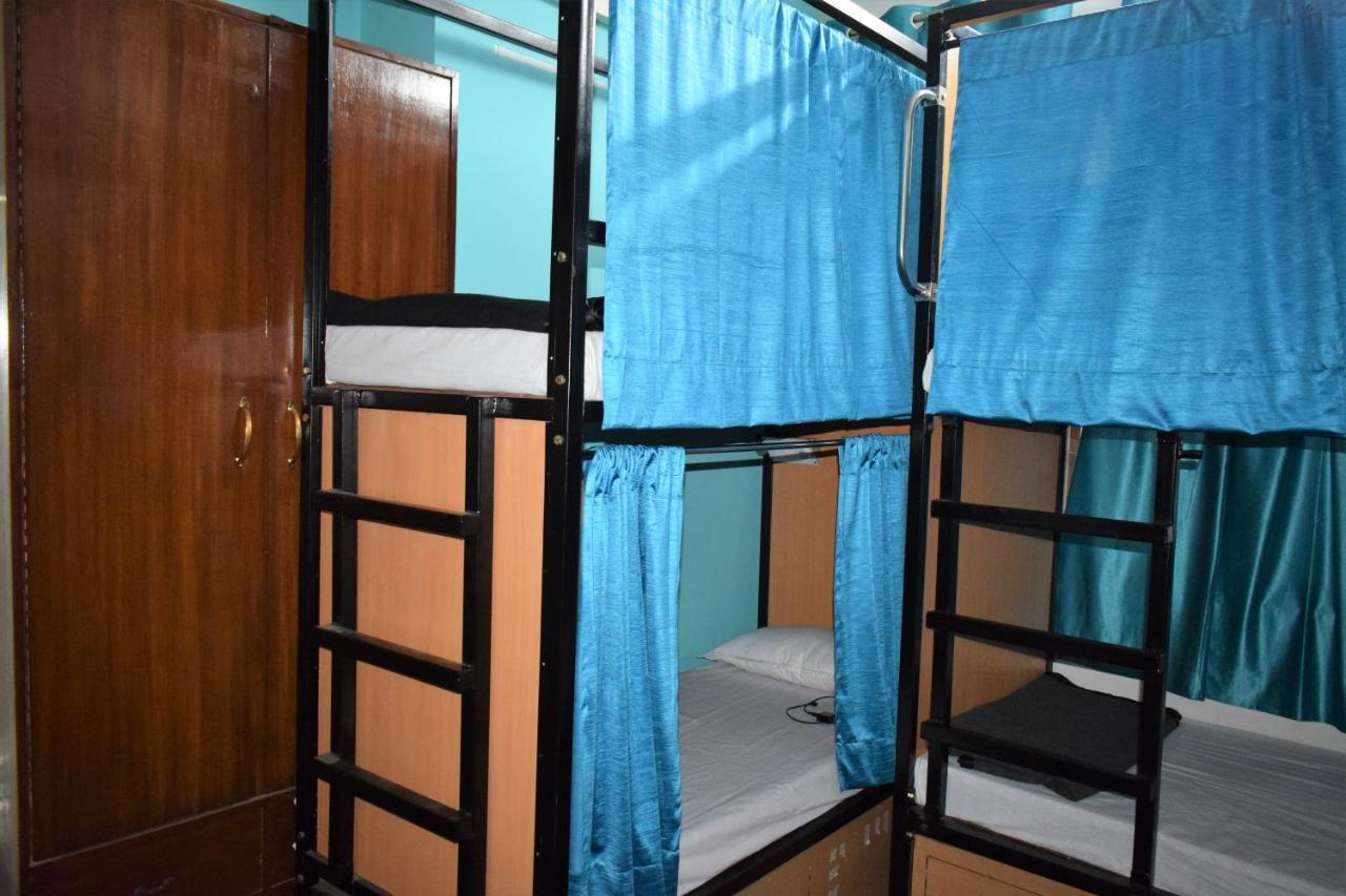 Bunkmates Hostel New Delhi Buitenkant foto